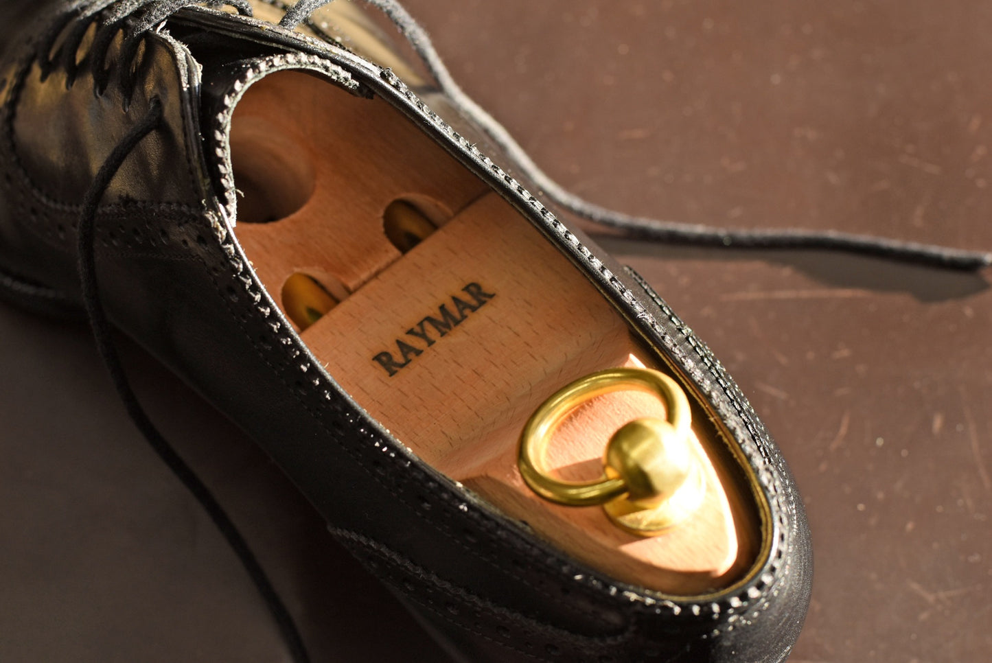 シューツリー シューキーパー 革靴 保形 吸湿 皺伸ばし RAYMAR レイマー 純正 ツインチューブ 木製 ブナ ワックスフィニッシュ RMST